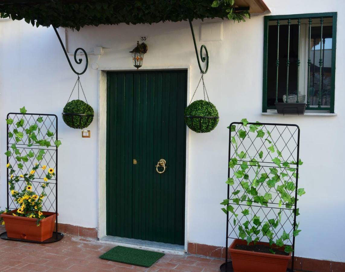 Casa Vacanze Sapienza 29 Napoli Eksteriør billede